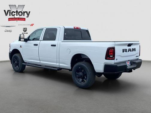 2026 RAM 2500 Tradesman Crew Cab 4x4 6'4' Box