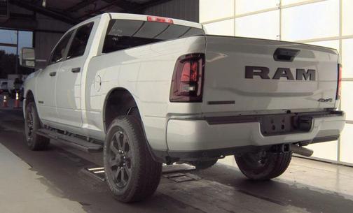 Silver Zynith 2026 RAM 2500 Big Horn Crew Cab 4x4 6'4' Box