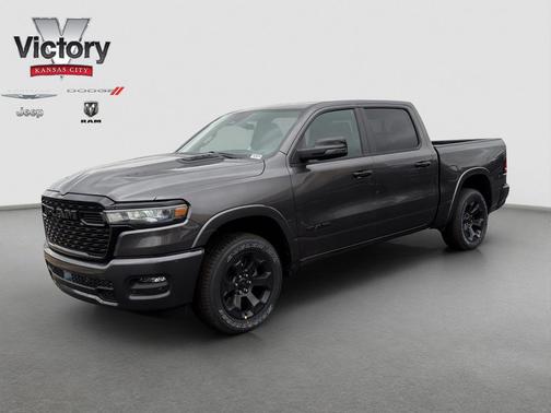 Granite Crystal Metallic Clearcoat 2026 RAM 1500 Big Horn/Lone Star