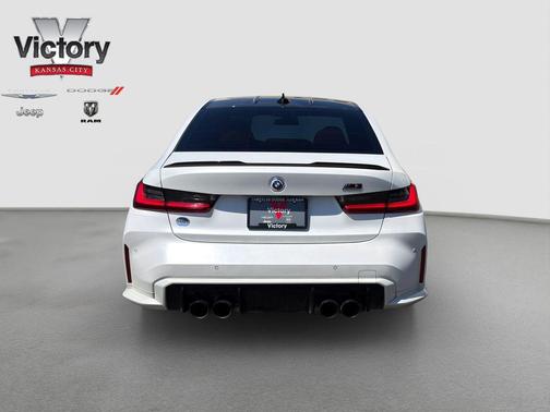 Frozen Brilliant White Metallic 2022 BMW M3 Competition xDrive