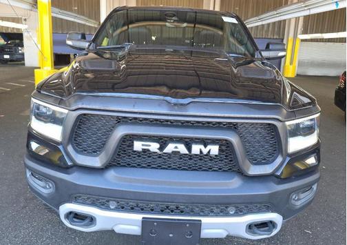 Diamond Black Crystal Pearlcoat 2022 RAM 1500 Rebel