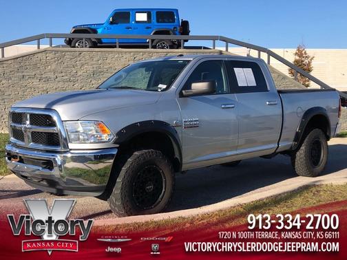 2018 RAM 2500 SLT Crew Cab 4x4 6'4' Box