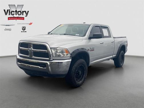 2018 RAM 2500 SLT Crew Cab 4x4 6'4' Box