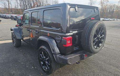 2025 Jeep Wrangler 4xe Sahara