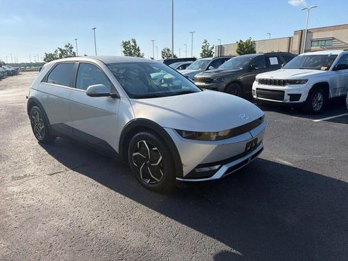 Gravity Gold (Matte Gold) 2023 Hyundai IONIQ 5 SEL