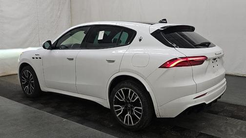 2023 Maserati Grecale Modena