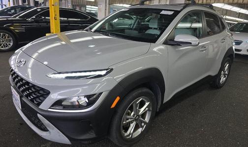 2022 Hyundai KONA SEL