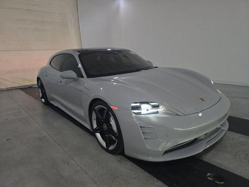 2024 Porsche Taycan GTS