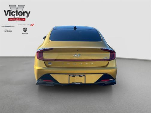 2021 Hyundai SONATA SEL Plus