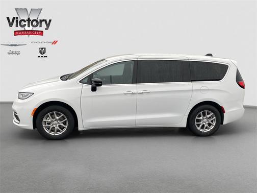 2026 Chrysler Pacifica L