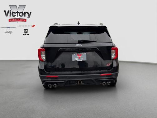 Agate Black Metallic 2022 Ford Explorer ST