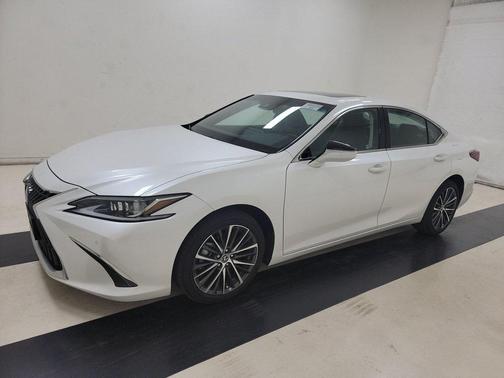 2023 Lexus ES 250 Base