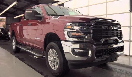 Molten Red Pearlcoat 2026 RAM 2500 Big Horn Crew Cab 4x4 6'4' Box