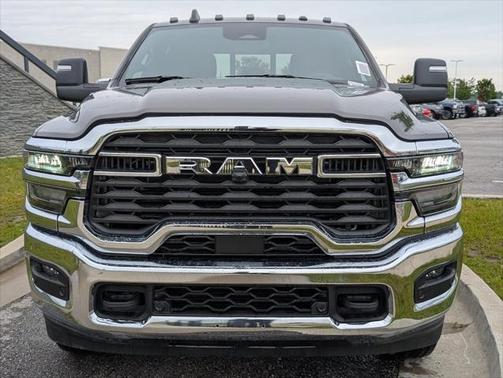 2025 RAM 3500 Tradesman Crew Cab 4x4 8' Box