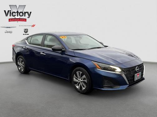 2024 Nissan Altima S FWD