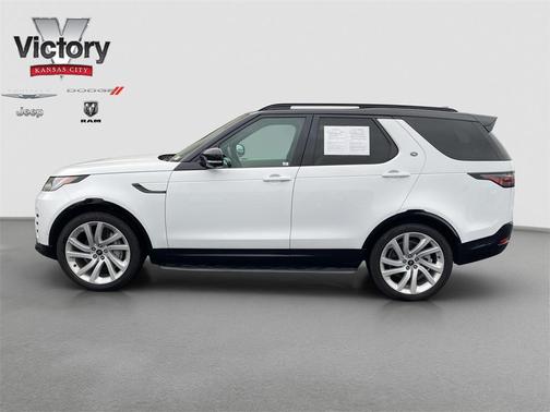 2023 Land Rover Discovery P300 S R-Dynamic