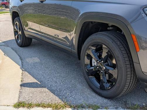 2025 Jeep Grand Cherokee L Altitude