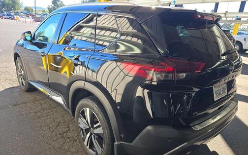 2022 Nissan Rogue SL