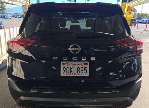2022 Nissan Rogue SL