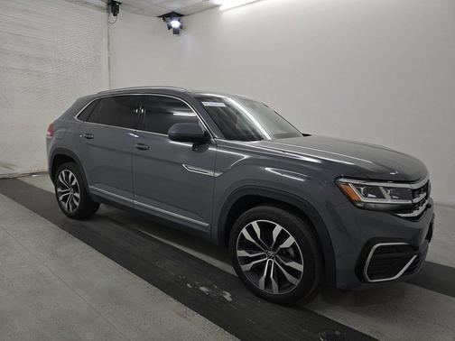 2023 Volkswagen Atlas Cross Sport 3.6L V6 SEL Premium R-Line
