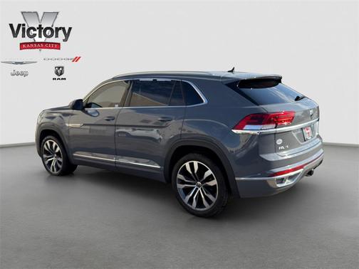 2023 Volkswagen Atlas Cross Sport 3.6L V6 SEL Premium R-Line