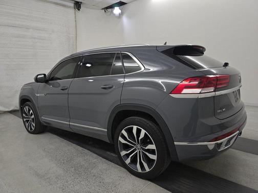 2023 Volkswagen Atlas Cross Sport 3.6L V6 SEL Premium R-Line