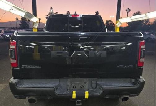 Diamond Black Crystal Pearlcoat 2022 RAM 1500 Rebel