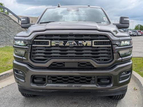 2025 RAM 2500 Big Horn Crew Cab 4x4 6'4' Box