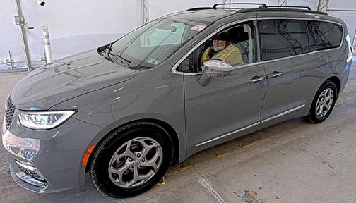 2022 Chrysler Pacifica Limited