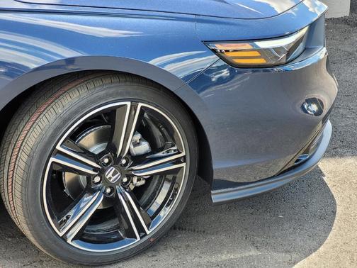 Canyon 2026 Honda Accord SE