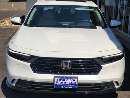 Platinum 2026 Honda Accord Hybrid EX-L