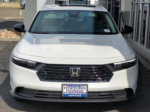 Platinum White Pearl 2025 Honda Accord SE