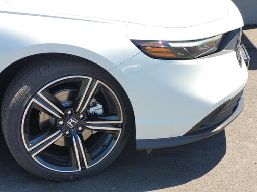 Platinum White Pearl 2026 Honda Accord Hybrid Sport