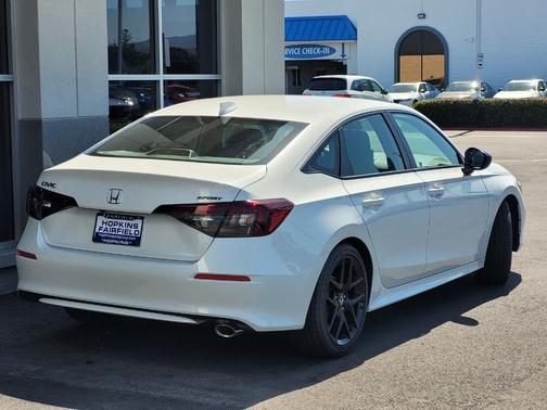 Platinum White Pearl 2026 Honda Civic Sport
