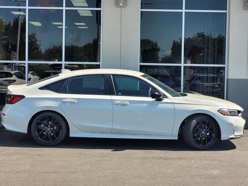 Platinum White Pearl 2026 Honda Civic Sport