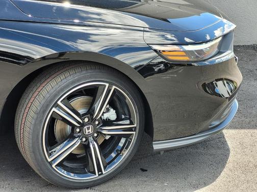 Crystal Black Pearl 2026 Honda Accord Hybrid Sport