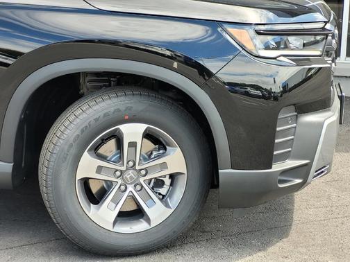 Crystal Black Pearl 2026 Honda Pilot EX-L AWD