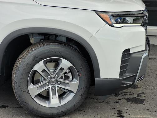 Platinum White Pearl 2026 Honda Pilot EX-L