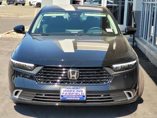 Crystal Black Pearl 2026 Honda Accord Hybrid Touring