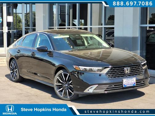 Crystal Black Pearl 2026 Honda Accord Hybrid Touring