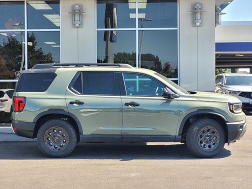 Ash Green 2026 Honda Passport TrailSport Elite Blackout