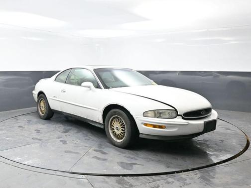 1997 Buick Riviera Base