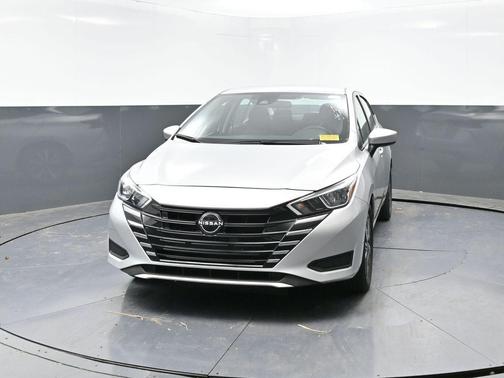2023 Nissan Versa 1.6 SV