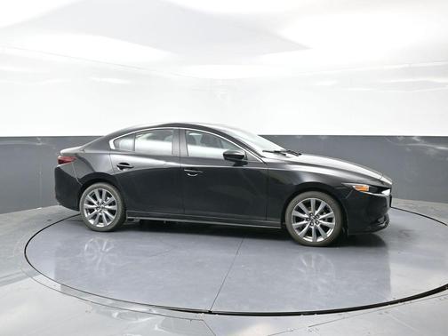 2025 Mazda Mazda3 FWD w/Preferred Package