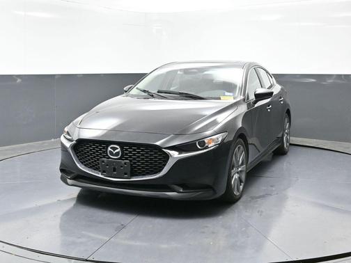 2025 Mazda Mazda3 FWD w/Preferred Package