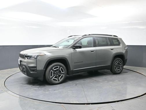 Sting Gray Clearcoat 2026 Jeep Cherokee LAREDO/LIMITED
