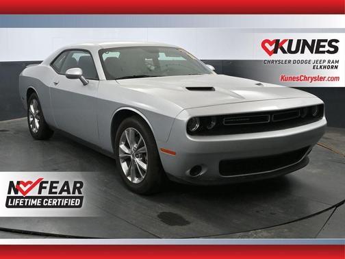 2023 Dodge Challenger SXT