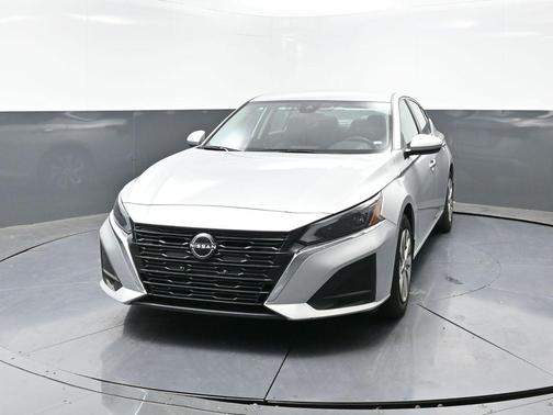 2023 Nissan Altima 2.5 S