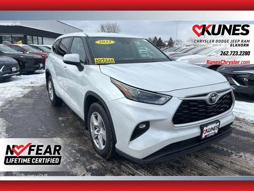 White 2023 Toyota Highlander L