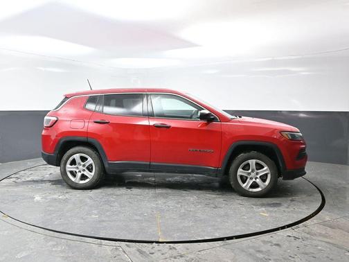 2023 Jeep Compass Sport